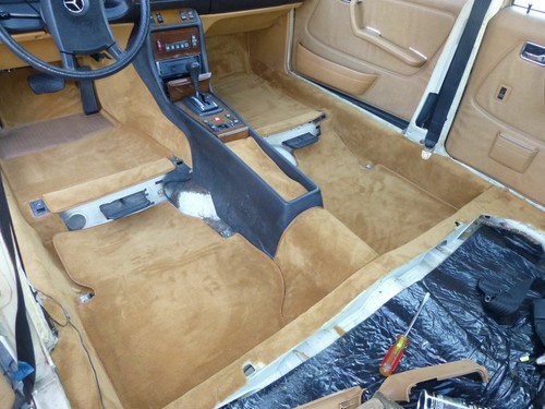 Mercedes benz carpet - benz, w123